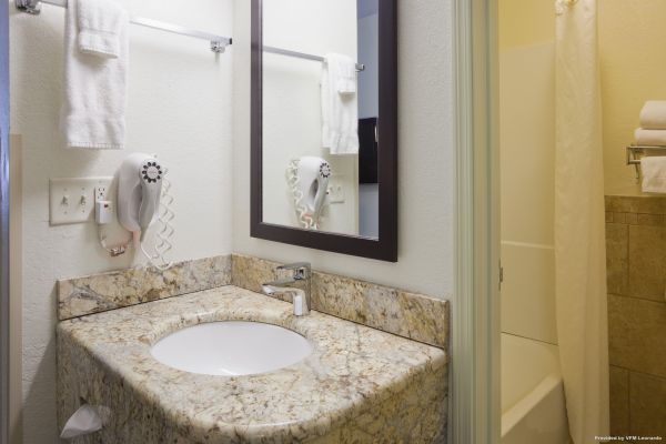 Fargo Inn & Suites Fargo